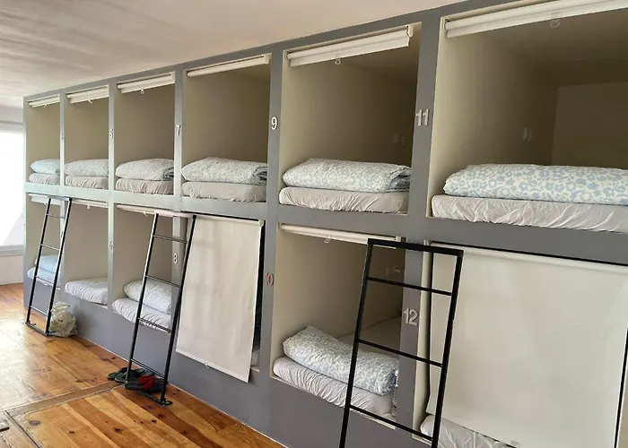Daora Beds Albergue